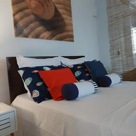 Sunflower Apartment *